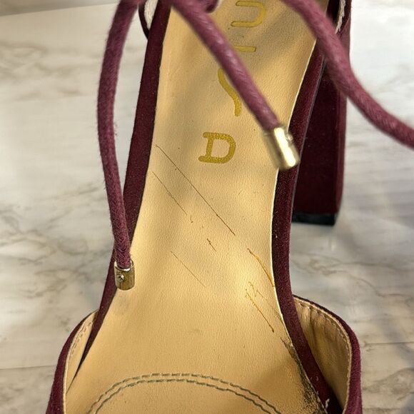 Unisa ladies burgundy ankle tie suede block heels size 8.5m - Picture 4 of 10